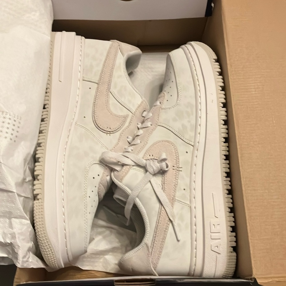 Air Force 1 premium